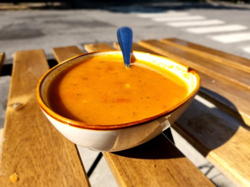 Soupe aux lentilles brunes